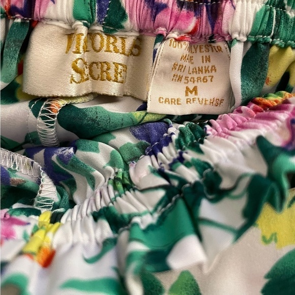 Vintage Gold Label Victoria’s Secret Floral Sleep Set - Picture 10 of 10